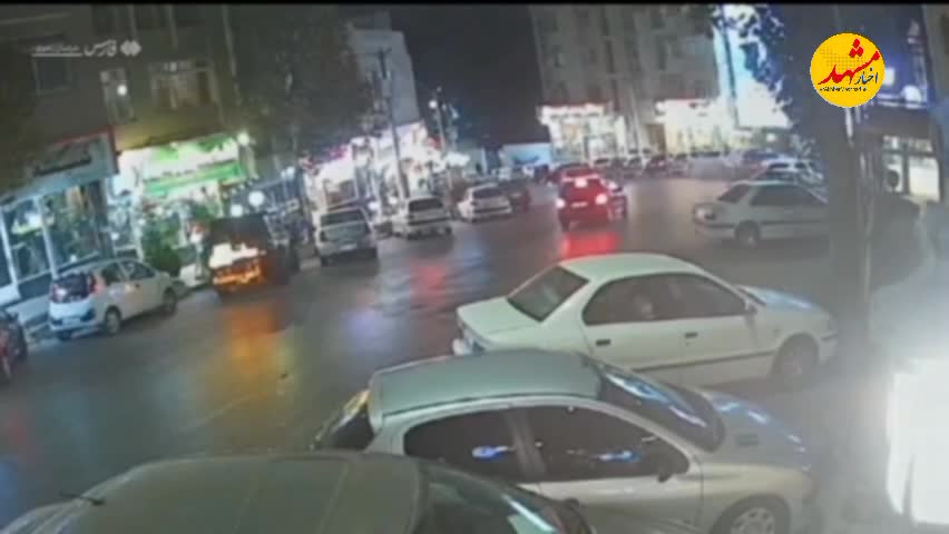   حادثه عجیب در مشهد بخاطر عدم کنترل خودرو توسط راننده