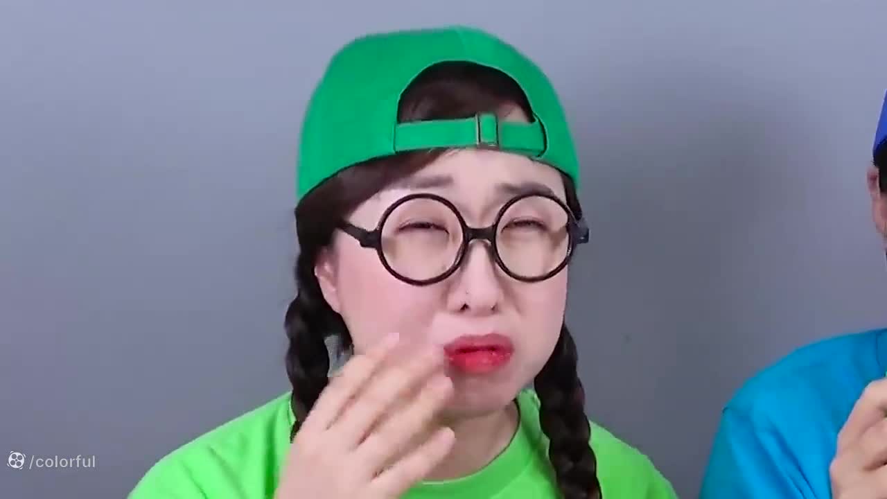 چالش غذایی مولتی دو: آیا شما هم جرات دارید؟