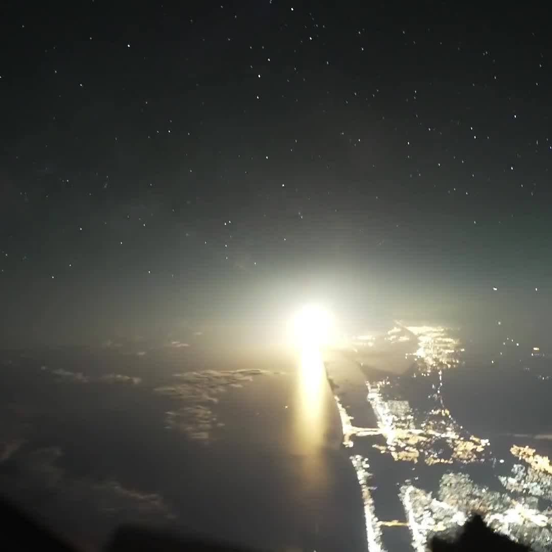   پرتاب تماشایی فالکون ۹ از نمای یک هواپیما