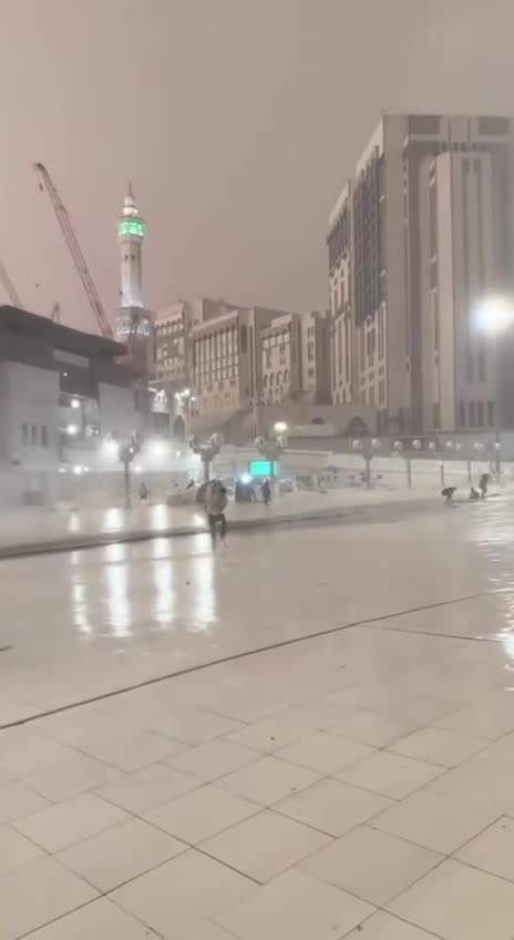   باران‌های شدید و طوفان در مکه