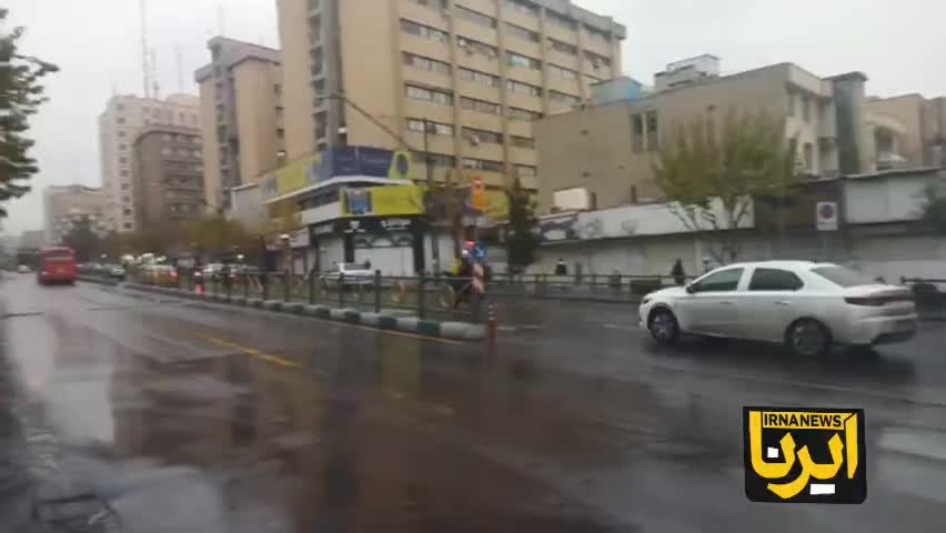   بارش باران صبحگاهی در تهران
