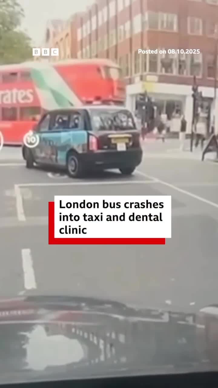   انتشار تصاویر دوربین خودرو از لحظه تصادف اتوبوس دوطبقه در مرکز لندن
