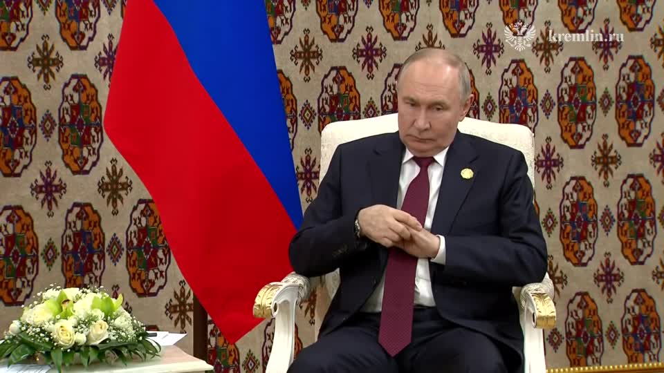   پوتین در دیدار با پزشکیان:‌ از ایران در موضوع هسته‌ای حمایت‌ می‌کنیم