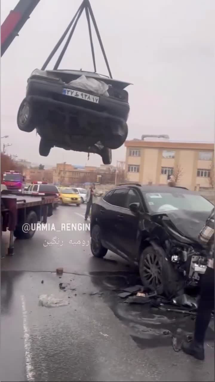   تصادف شدید پراید با لاماری!