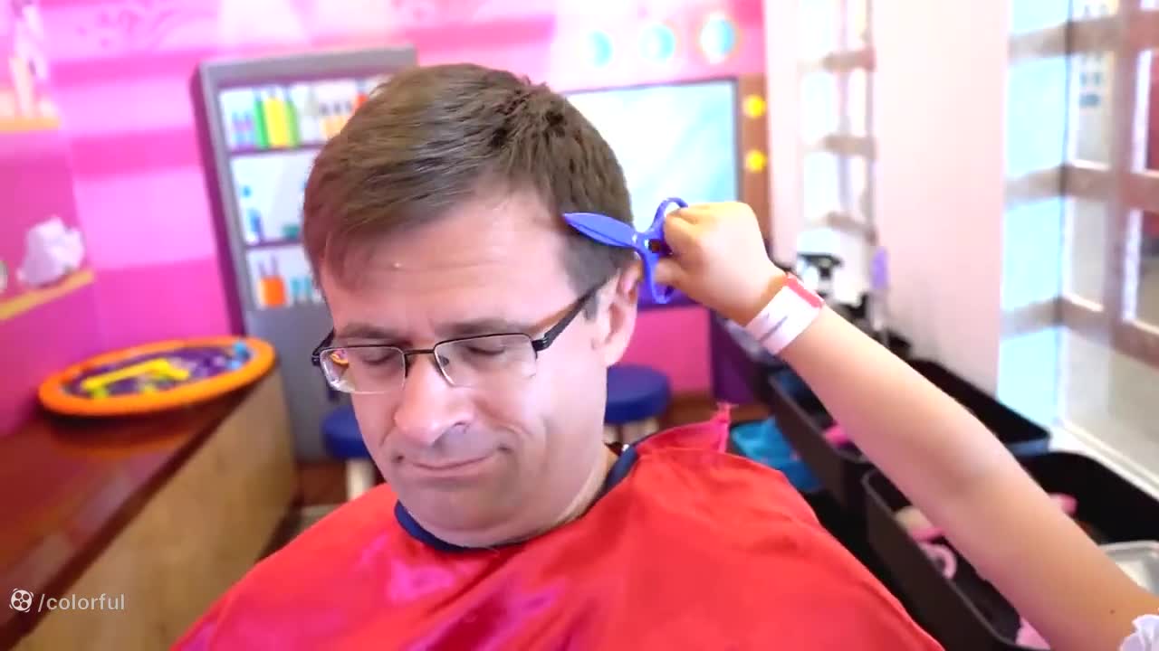 دیانا و روما: ماجراجویی‌های خنده‌دار در دنیای کودکان!