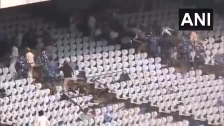   هرج‌ومرج در ورزشگاه میزبان مسی