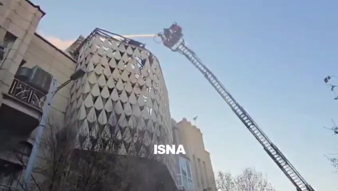   آتش‌سوزی گسترده در سینمای متروکه مهار شد