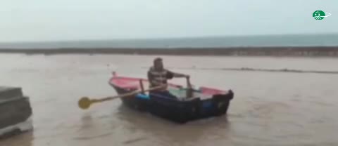   خیابان‌های جزیره هرمز قایق‌رو شد