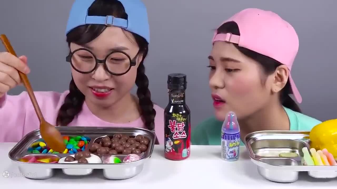 چالش آبنبات صورتی: طعم شیرینی‌های فراموش‌نشدنی!