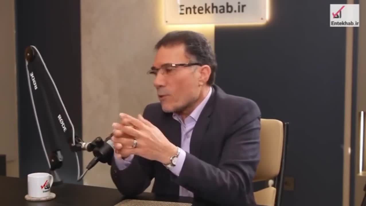   زیباکلام در مناظره با دهقانی فیروزآبادی: همه مسائل را می‌خواهیم با زور حل کنیم؛ این نشدنی است / دهقانی: به ۳ شرط ما با آمریکا مشکلی نداریم!