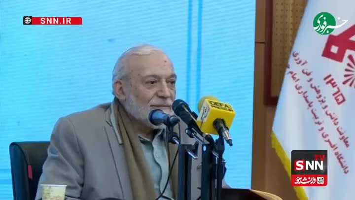   لاریجانی: ترامپ خیلی احمق است؛ او وضعیت را نفهمیده است!