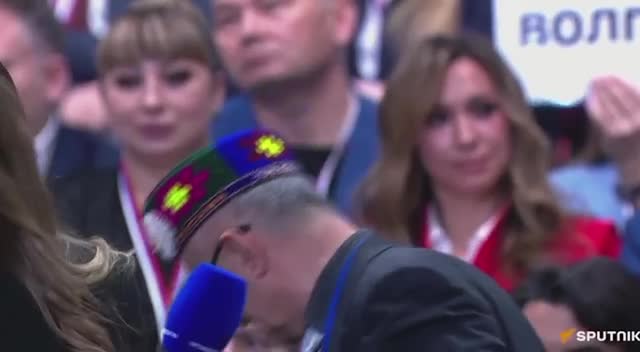   استقبال پوتین از ایده نصب مجسمه عمر خیام در روسیه