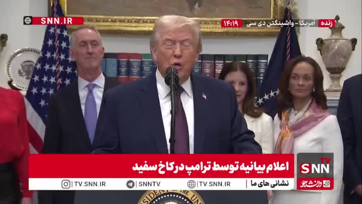   ترامپ: برای حضور در آمریکا باید ۱ میلیون دلار پول کارت طلایی بدهند