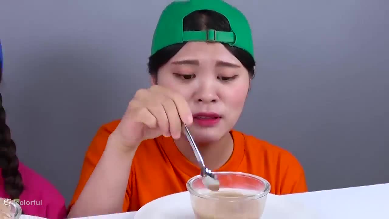 چالش کیک سرد و داغ: کدام یک خوشمزه‌تر است؟