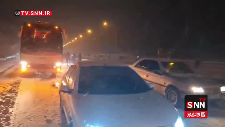   لحظات نفسگیر نجات مادر باردار گرفتار در برف و کولاک امین‌الله