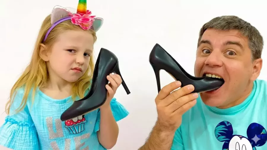 ناستیا و استیسی: یادگیری عشق و مقابله با حسادت!