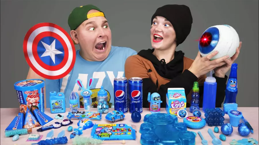 چالش کیک سرد و داغ: کدام طرف خوشمزه‌تر است؟