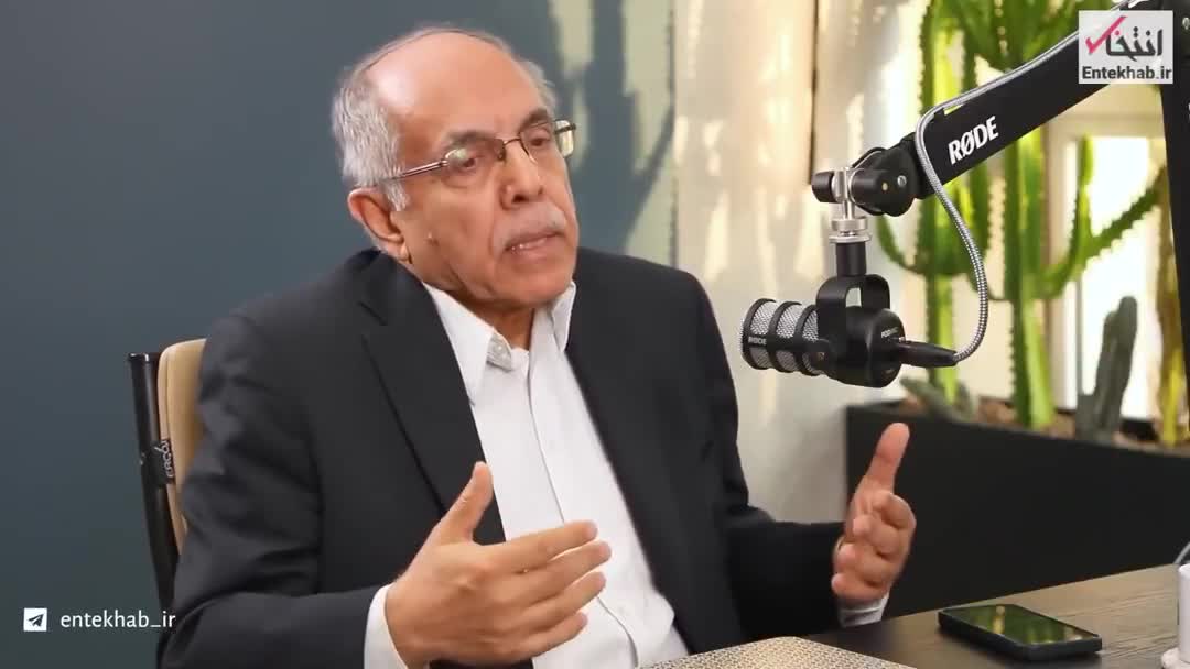   دیپلمات سابق ایران در نیویورک: روسیه و چین احساس خطری از ناحیه ایران نمی‌کنند برای همین در مورد جزایر سه‌گانه...