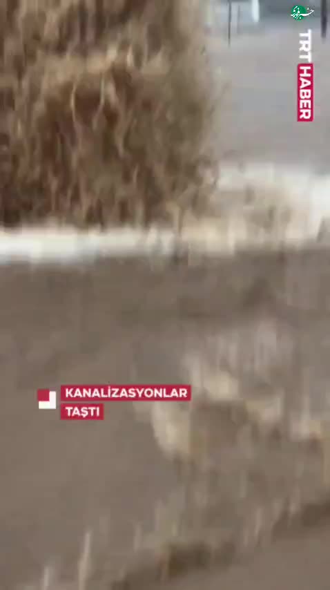   سیل در کالیفرنیا، خیابان‌ها به فاضلاب تبدیل شدند!