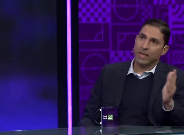   وحید هاشمیان: هفته دوم سپاهان را بردیم، هفته چهارم علیه من شعار دادند