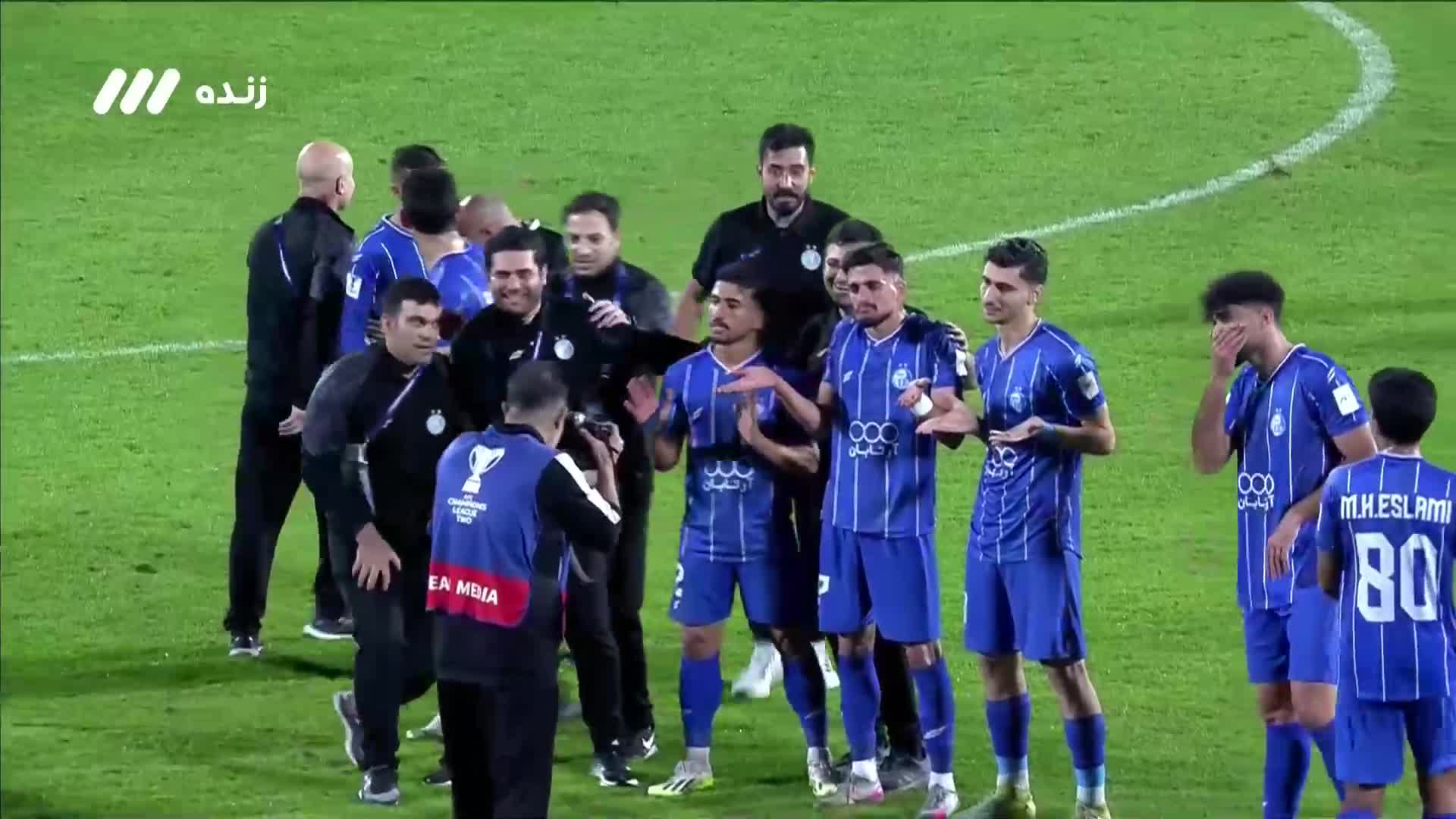   جشن صعود استقلالی‌ها پس از دیدار با المحرق