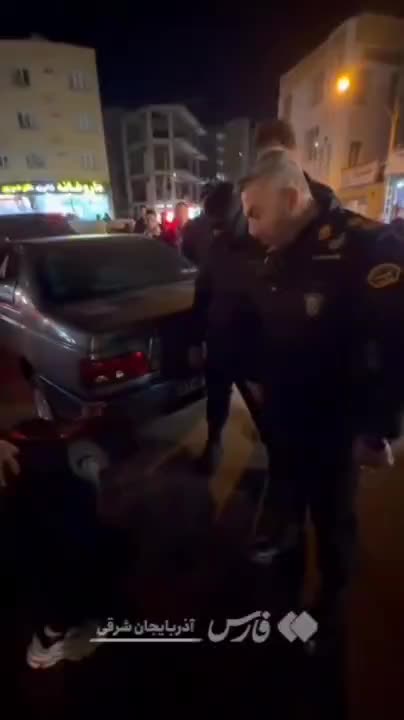   قدرت‌نمایی اوباش با کلت اسباب‌بازی!