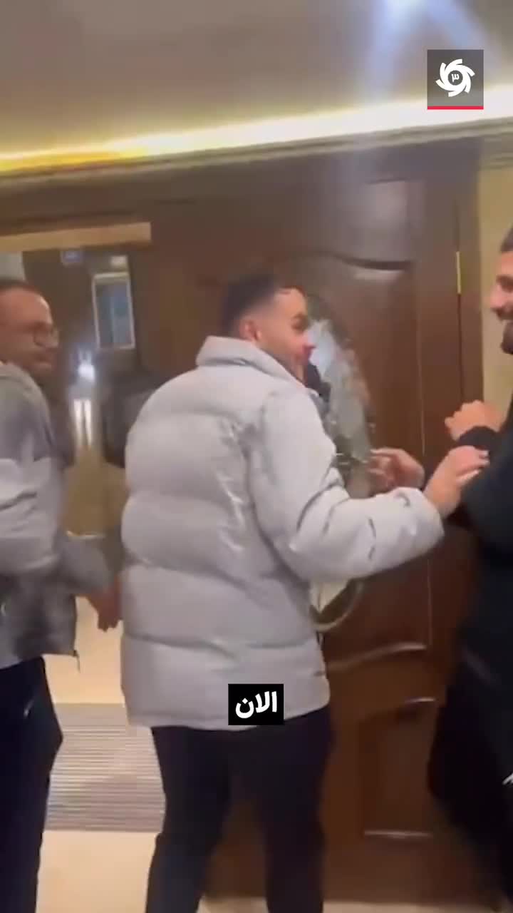   لحظه بامزه در هتل؛ استقبال کنعانی‌زادگان و اورانوف از هواداران