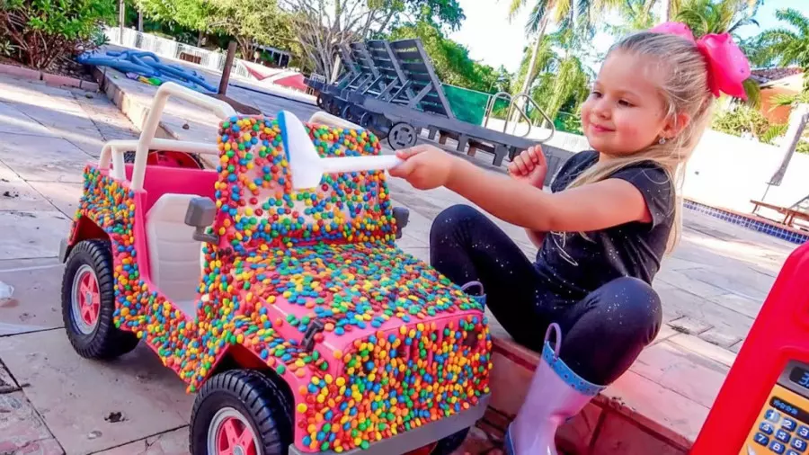 جادوی دیانا و روما: ماجراجویی‌های پرنسس دیزنی!