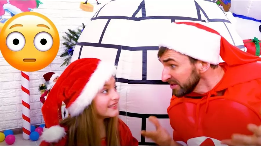 ساشا و رقابت شگفت‌انگیز با سانتا و گرینچ!