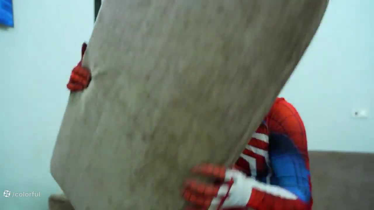 مرد عنکبوتی در برابر چالش‌های جدید: نجات گروگان‌ها و نبردهای هیجان‌انگیز