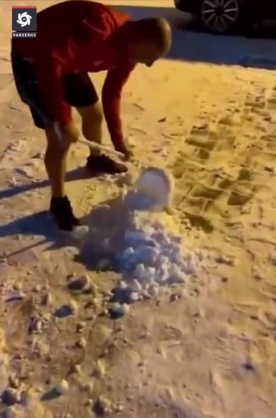  علیرضا بیرانوند معمار اولین آدم برفی سال!