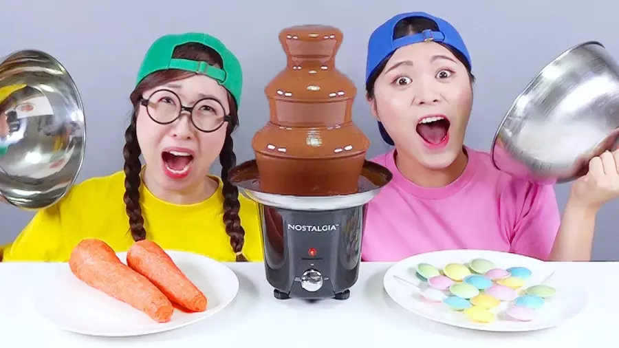 چالش جذاب دونا: آیا می‌توانید فوندوی شکلاتی خوشمزه درست کنید؟