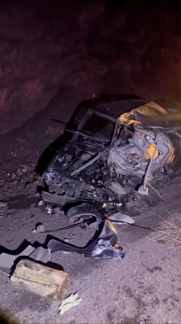    تصادف مرگبار در آزادراه قزوین–رشت؛ دو کشته بر اثر خواب‌آلودگی راننده