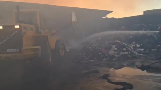   آتش‌سوزی انبار لباس در جنوب تهران