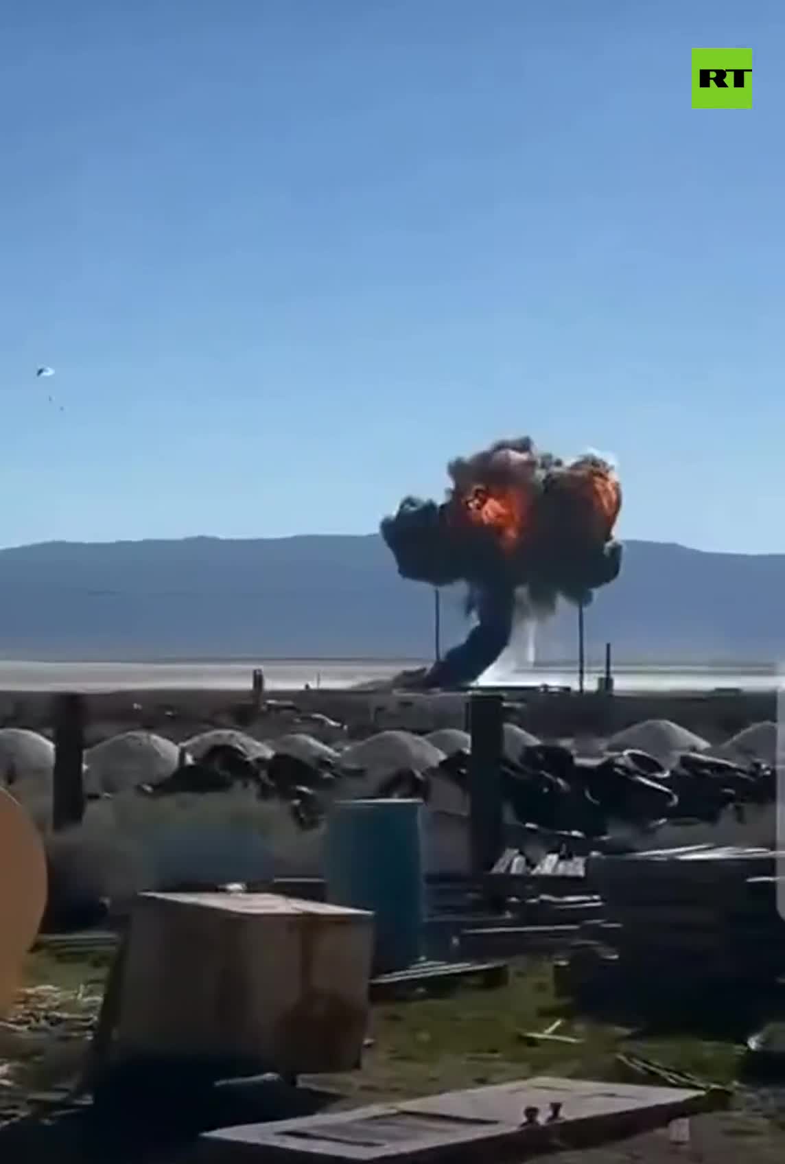   لحظه سقوط جنگنده اف-۱۶ آمریکا