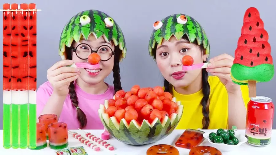 چالش خوراکی اسمر: آیا می‌توانید در این مسابقه طولانی پیروز شوید؟