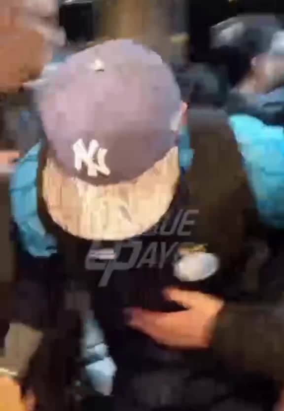   حمله با مشت و لگد به رامین رضاییان در اراک!