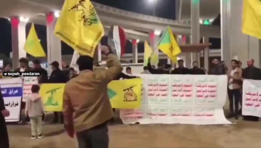   راهپیمایی خودرویی مردم معترض در بغداد و بصره