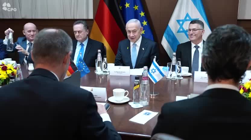   نتانیاهو: هرگز در ازای عفو، از سیاست کناره‌گیری نمی‌کنم