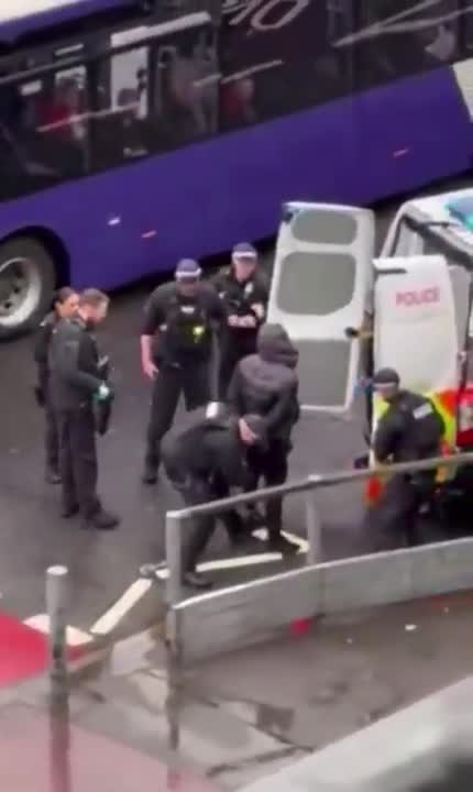   سرقت در فرودگاه هیترو لندن