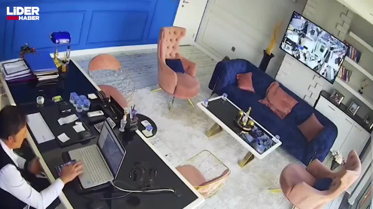   اولین تصاویر از لحظه وقوع زلزله 4.9 ریشتری در آنتالیای ترکیه