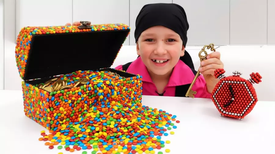 ماجراجویی‌های رنگارنگ ولاد و نیکی در دنیای ماشین‌های اسباب بازی!