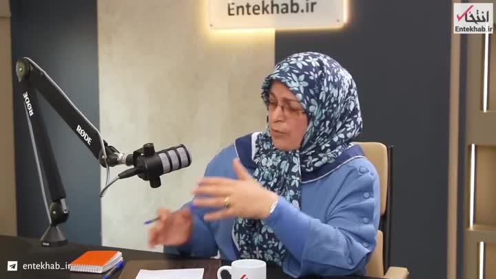   آذر منصوری: از نگاه مردم، عملا چیزی به نام دولت دیگر نداریم