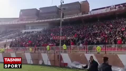   حمایت هواداران تراکتور از بیرانوند با شعار علیه پرسپولیس