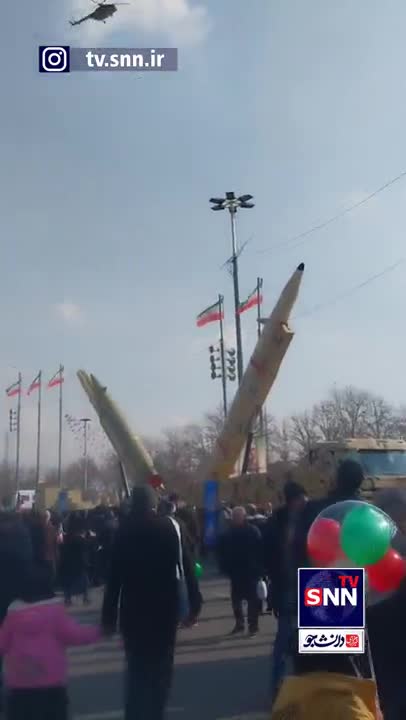   نمایش موشک‌های قدرتمند خرمشهر، خیبرشکن و حاج قاسم در جشن پیروزی انقلاب اسلامی