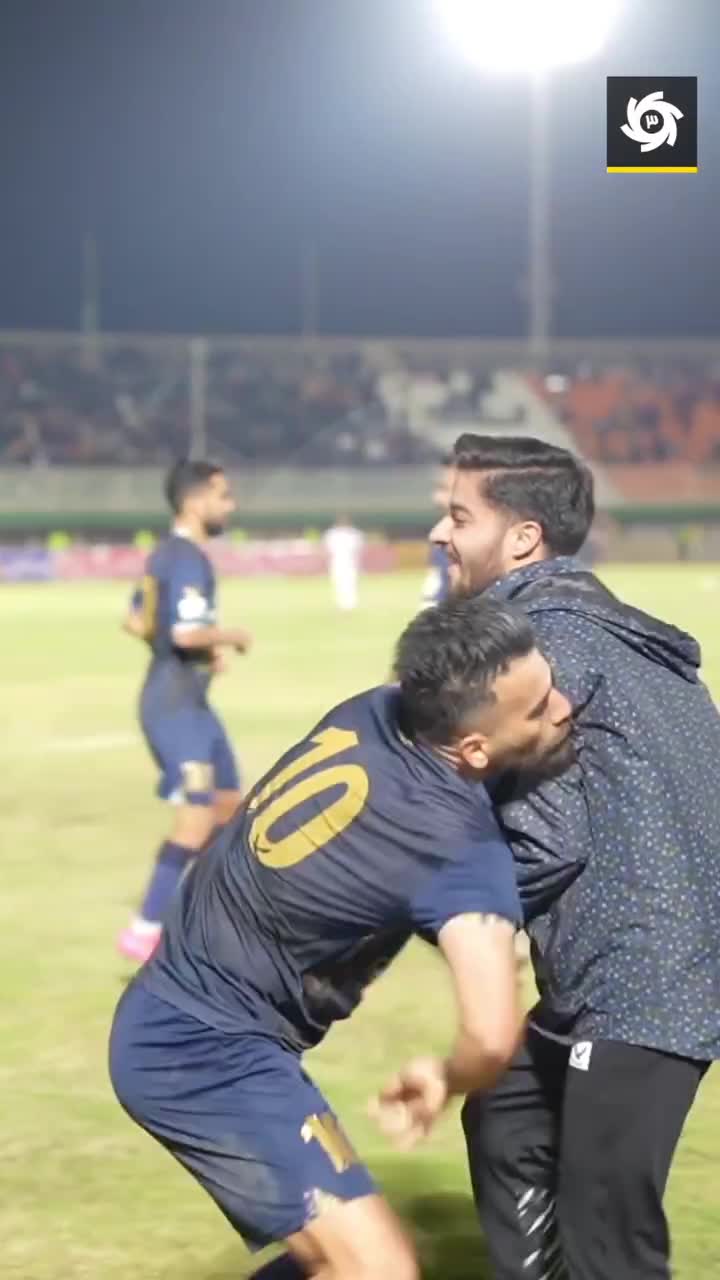   خوشحالی عجیب بعد از گل حبیبی‌نژاد بازیکن چادرملو‎