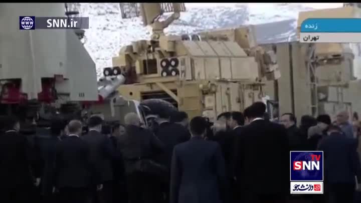   بازدید پزشکیان از موشک عماد