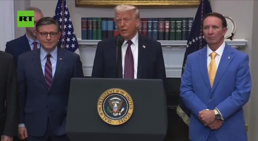   واکنش ترامپ به گاف امنیتی کابینه