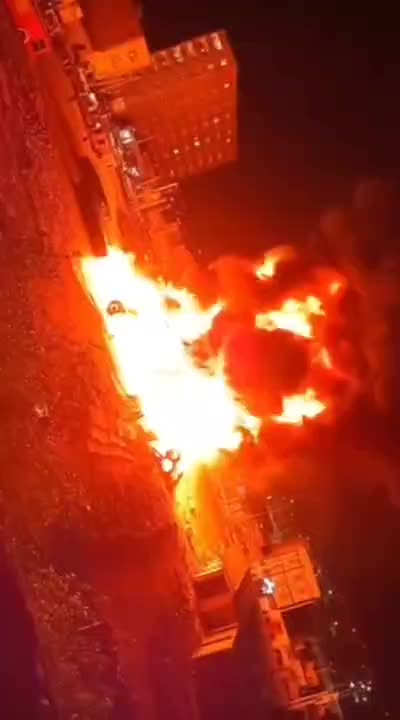  مهار آتش‌سوزی لوله‌های دپوشده آب در زاهدان