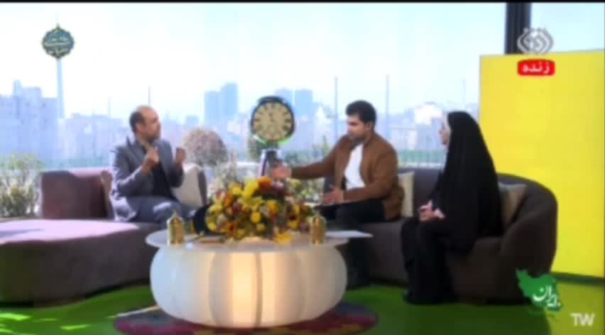   پیشنهاد عجیب کارشناس تلویزیون در آنتن زنده: دختر خانم‌های سن‌بالا، با پسرهای کوچکتر ازدواج کنند!